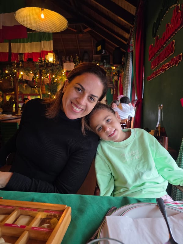 Ana Paula e Luísa, em viagem